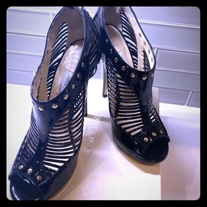 Jimmy Choo Quartz Black Patent Peep Toe Bootie 39